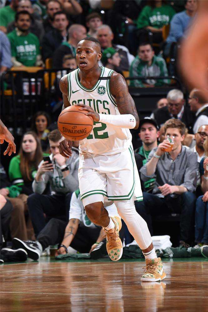 到荷兰站的 到荷兰站的