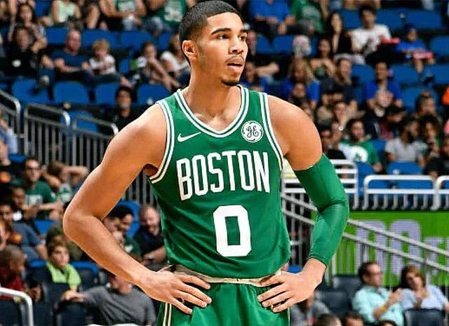 然表现如常 然表现如常