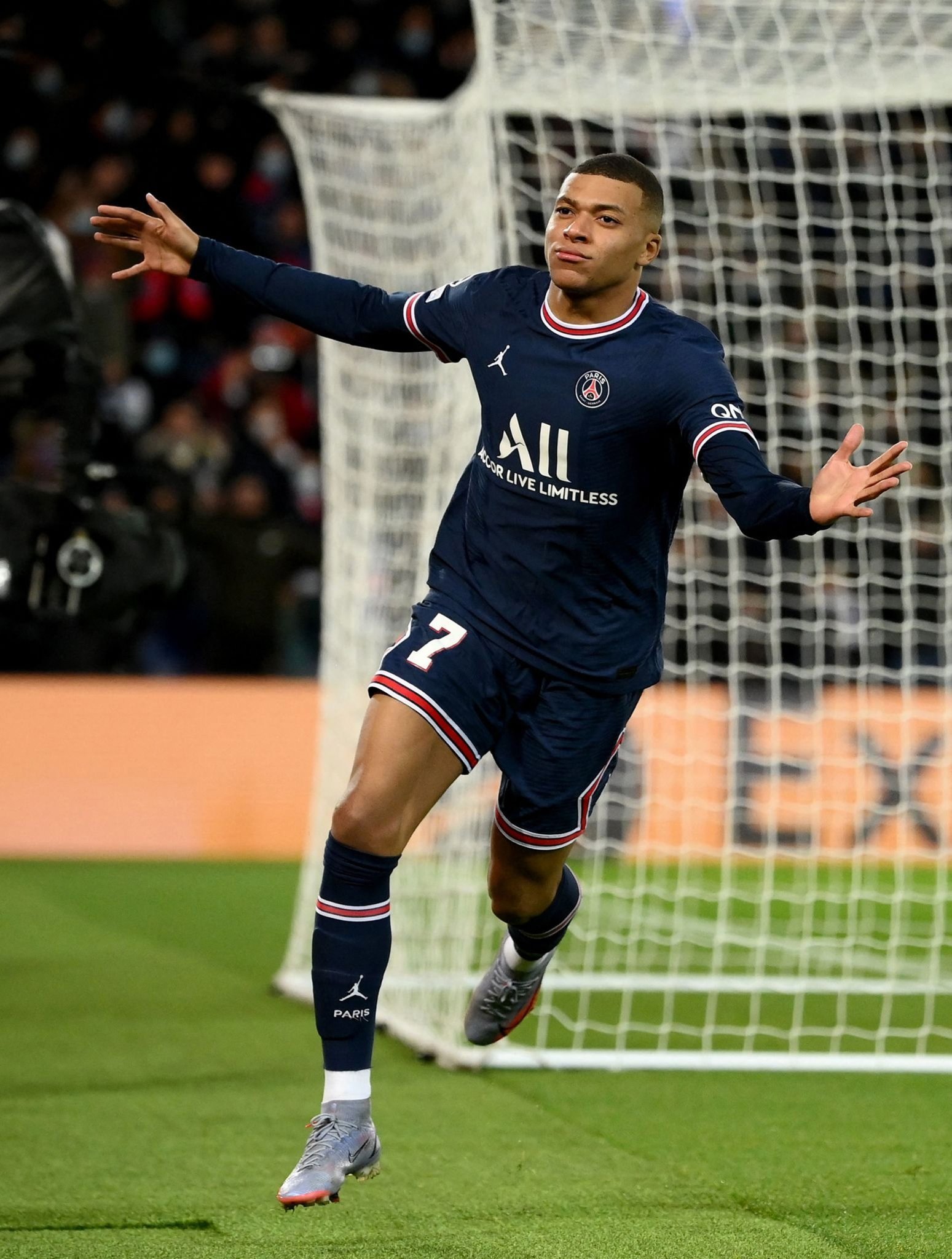 索尼向售假 索尼向售假